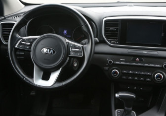 Подержанный автомобиль Kia Sportage 2019 года (24 фото)
