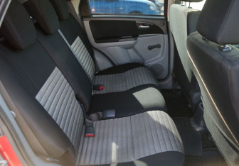 Подержанный автомобиль Suzuki SX4 Hatchback 2010 года (11 фото)
