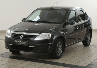 Подержанный автомобиль Renault Logan Sedan 2011 года (8 фото)