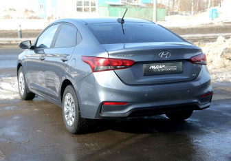 Подержанный автомобиль Hyundai Solaris Sedan 2019 года (4 фото)