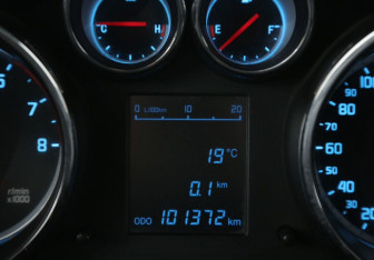 Подержанный автомобиль Changan CS35 2014 года (18 фото)