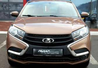 Подержанный автомобиль LADA (ВАЗ) XRAY 2018 года (2 фото)