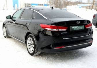 Подержанный автомобиль Kia Optima Sedan 2016 года (4 фото)