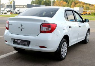 Подержанный автомобиль Renault Logan Sedan 2018 года (6 фото)