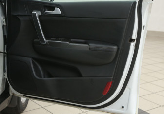 Подержанный автомобиль Kia Sportage 2018 года (19 фото)