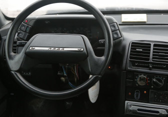 Подержанный автомобиль LADA (ВАЗ) 2111 2002 года (14 фото)