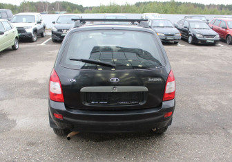 Подержанный автомобиль LADA (ВАЗ) Kalina Wagon 2010 года (6 фото)