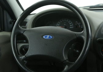 Подержанный автомобиль LADA (ВАЗ) Kalina Wagon 2010 года (16 фото)