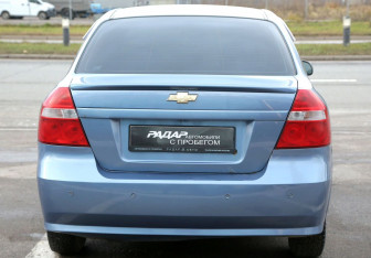 Подержанный автомобиль Chevrolet Aveo Sedan 2006 года (5 фото)