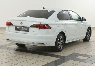 Подержанный автомобиль Volkswagen Bora Sedan 2020 года (3 фото)
