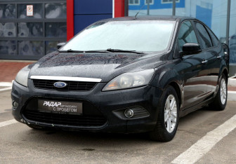 Подержанный автомобиль Ford Focus Hatchback 2009 года (3 фото)