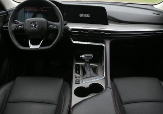 Подержанный автомобиль Changan CS35PLUS 2024 года (12 фото)