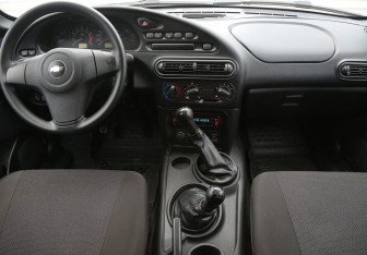 Подержанный автомобиль Chevrolet Niva 2012 года (12 фото)