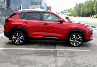 Подержанный автомобиль Changan CS35PLUS 2023 года (7 фото)