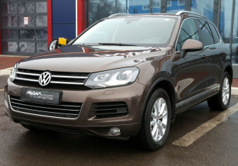 Подержанный автомобиль Volkswagen Touareg 2012 года (3 фото)
