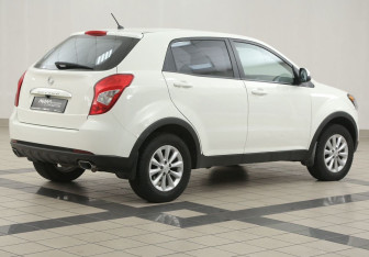 Подержанный автомобиль SsangYong Actyon 2014 года (4 фото)