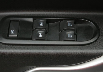 Подержанный автомобиль LADA (ВАЗ) XRAY 2019 года (18 фото)