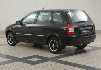 Подержанный автомобиль LADA (ВАЗ) Kalina Wagon 2011 года (2 фото)