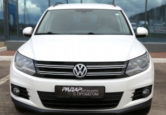 Подержанный автомобиль Volkswagen Tiguan 2012 года (2 фото)