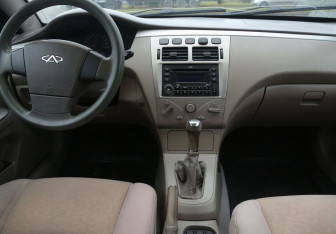 Подержанный автомобиль Vortex Estina 2009 года (12 фото)