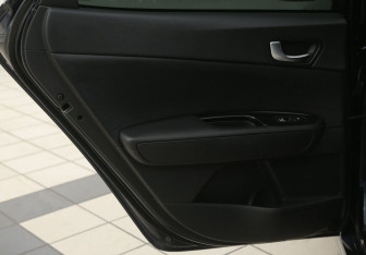 Подержанный автомобиль Kia Optima Sedan 2019 года (20 фото)