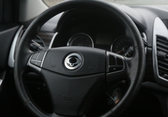 Подержанный автомобиль SsangYong Actyon 2013 года (16 фото)