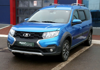 Подержанный автомобиль LADA (ВАЗ) Largus Wagon 2022 года (3 фото)