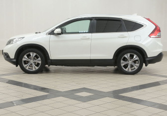 Подержанный автомобиль Honda CR-V 2013 года (7 фото)