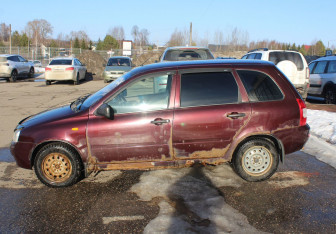 Подержанный автомобиль LADA (ВАЗ) Kalina Wagon 2012 года (4 фото)