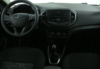 Подержанный автомобиль LADA (ВАЗ) XRAY 2018 года (12 фото)