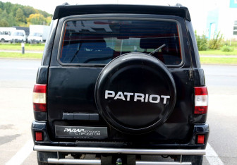 Подержанный автомобиль УАЗ Patriot 2011 года (5 фото)