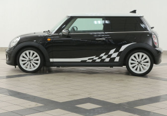 Подержанный автомобиль MINI Hatch 2011 года (7 фото)