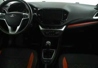 Подержанный автомобиль LADA (ВАЗ) Vesta Wagon 2020 года (12 фото)
