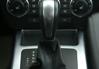 Подержанный автомобиль Land Rover Freelander 2014 года (15 фото)