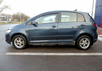 Подержанный автомобиль Volkswagen Golf Plus 2010 года (8 фото)
