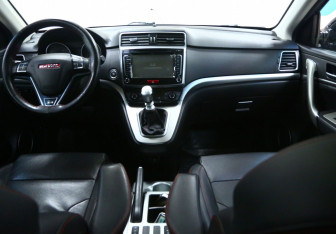 Подержанный автомобиль Haval H6 2017 года (8 фото)