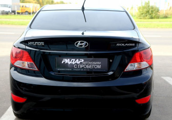 Подержанный автомобиль Hyundai Solaris Sedan 2012 года (5 фото)