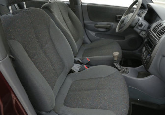 Подержанный автомобиль Hyundai Accent Sedan 2008 года (10 фото)