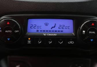 Подержанный автомобиль Hyundai ix35 2012 года (13 фото)