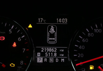 Подержанный автомобиль Nissan Qashqai 2011 года (18 фото)