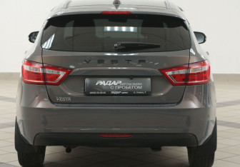 Подержанный автомобиль LADA (ВАЗ) Vesta Wagon 2022 года (3 фото)