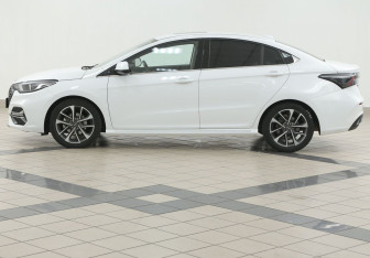 Подержанный автомобиль Omoda S5 2023 года (7 фото)