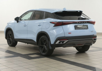 Подержанный автомобиль Omoda C5 2023 года (2 фото)