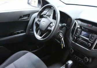 Подержанный автомобиль Hyundai Creta 2019 года (6 фото)