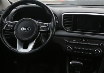Подержанный автомобиль Kia Sportage 2018 года (24 фото)