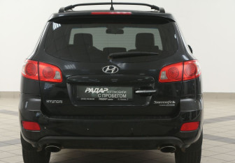 Подержанный автомобиль Hyundai Santa Fe 2008 года (3 фото)