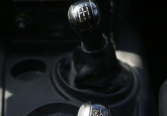 Подержанный автомобиль Chevrolet Niva 2010 года (15 фото)