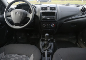 Подержанный автомобиль LADA (ВАЗ) Granta Wagon 2019 года (12 фото)