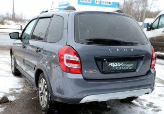 Подержанный автомобиль LADA (ВАЗ) Granta Wagon 2022 года (4 фото)