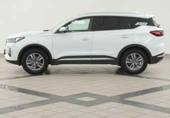 Подержанный автомобиль Chery Tiggo 7 Pro 2022 года (7 фото)